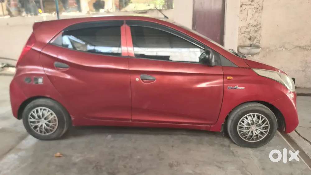 Hyundai Eon 2013 Lpg 80000 Km Driven