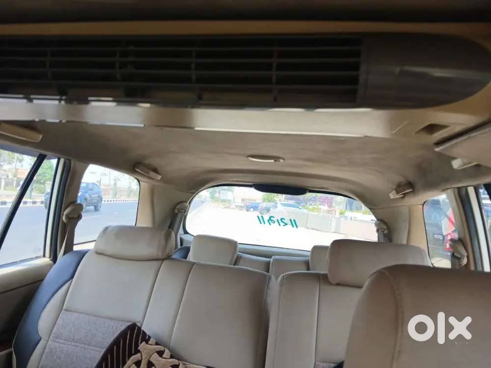 Toyota Innova 2.0 Vx 2009
