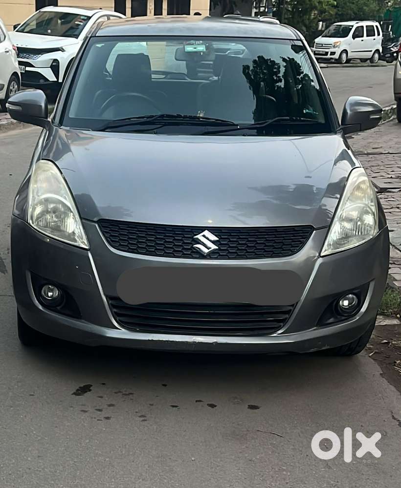 Maruti Suzuki Swift Zdi Plus, 2012, Diesel