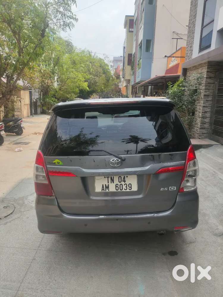 Toyota Innova 2014 Diesel Well Maintained