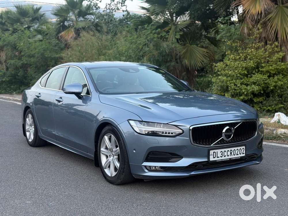 Volvo S90 D4 Momentum, 2019, Diesel
