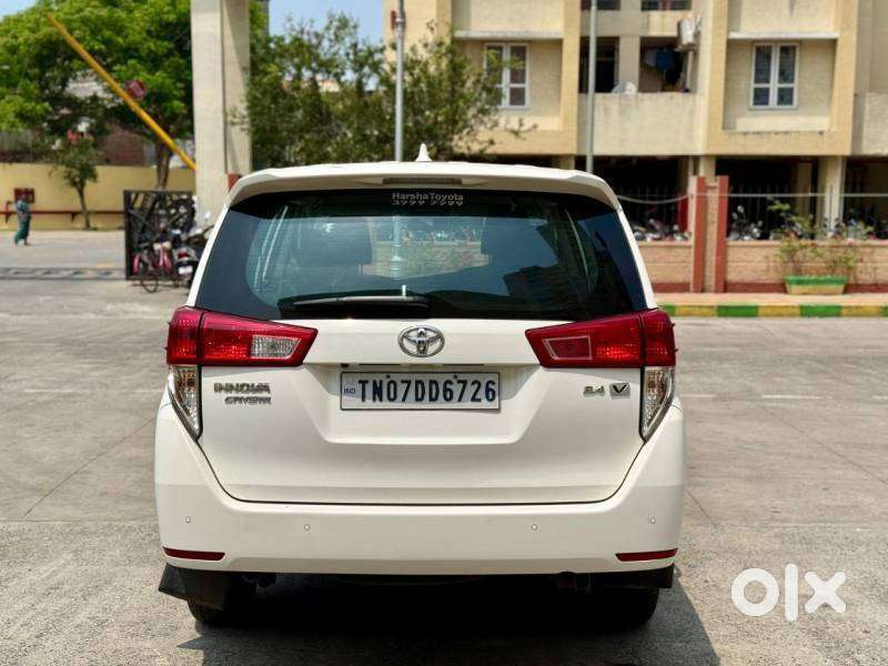 Toyota Innova Crysta 2.4 V 7 Str, 2023, Diesel