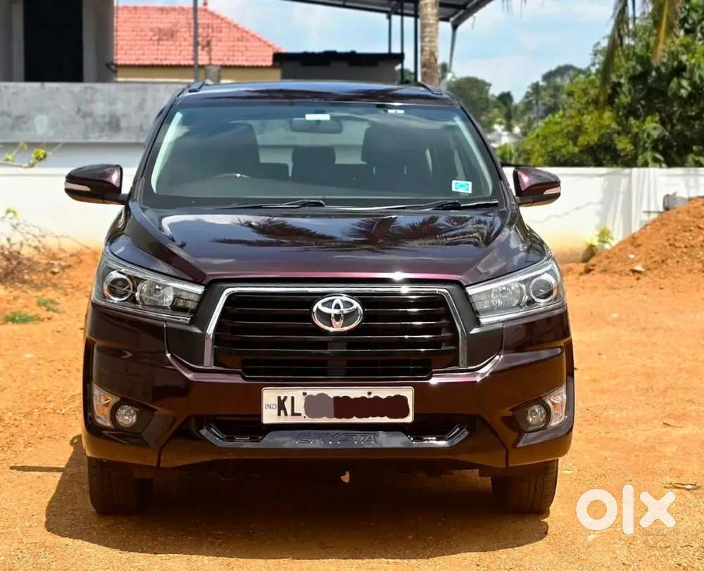 Toyota Innova 2016 Diesel Well Maintained