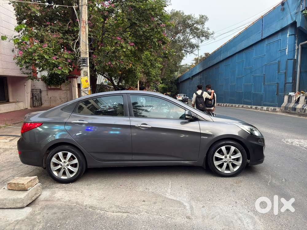 Hyundai Fluidic Verna 2011