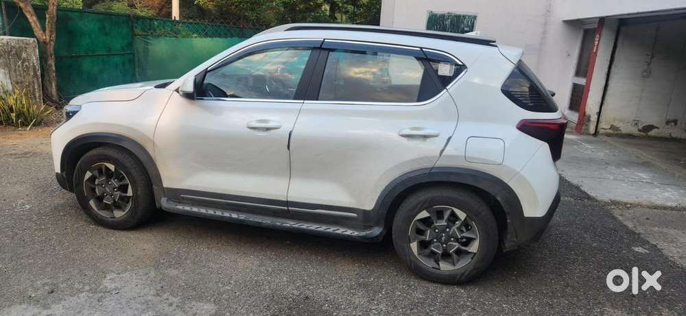 Kia Sonet 2025 Diesel Automatic Just Like Brand New8900 Km Driven