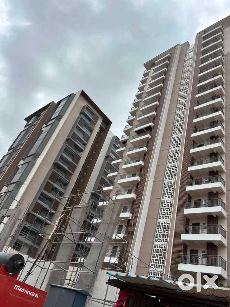 Looking for FEMALE FLATMATE for a single oocupancy room in a 3bhk apar