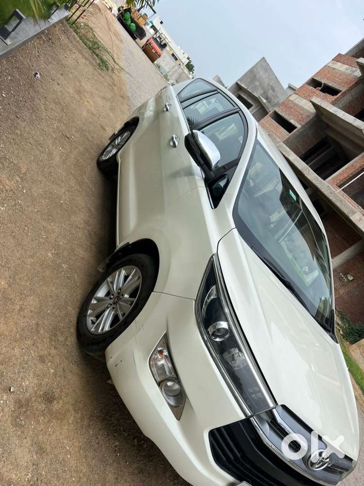 Toyota Innova Crysta 2018