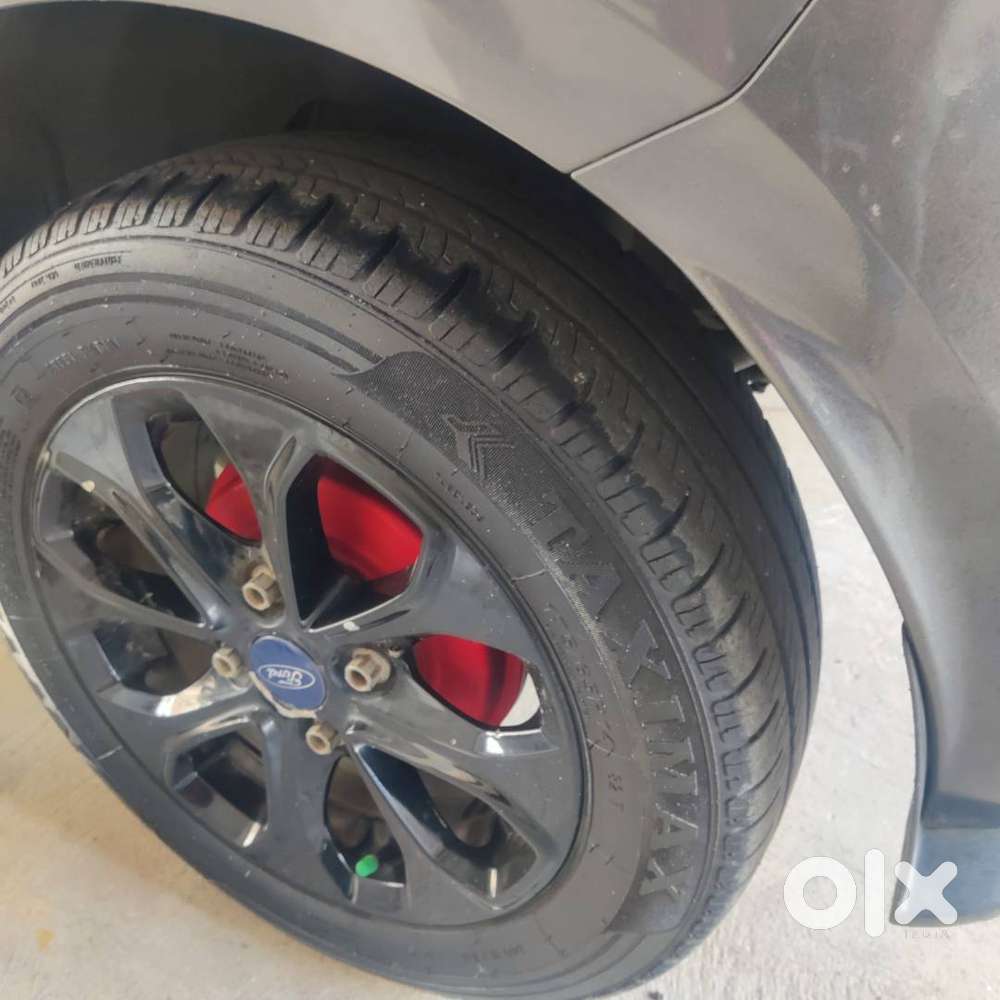 Ford Figo Titanium 1.2 Petrol Mt   2017