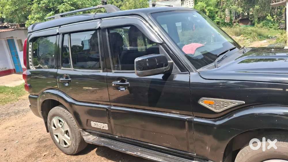 Mahindra Scorpio 2016 Diesel 125000 Km Driven