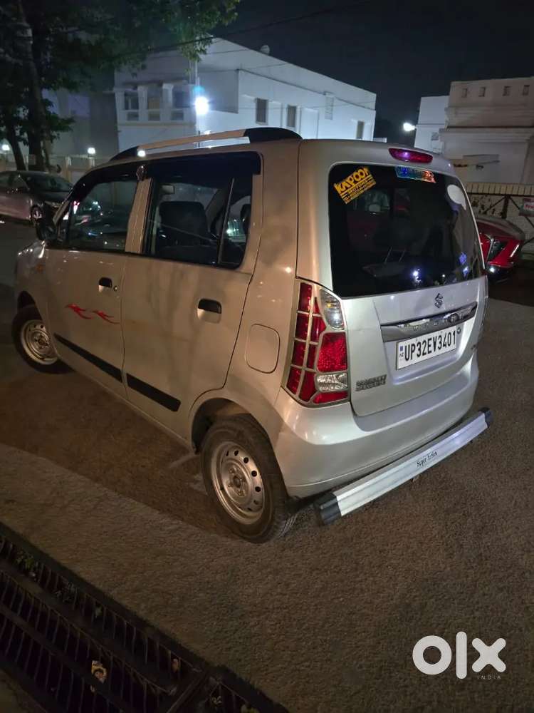 Maruti Suzuki Wagon R 1.0 2013 Petrol Well Maintained.