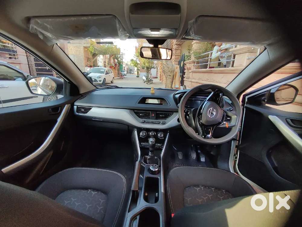 Tata Nexon Revotron 2023 Petrol Manual