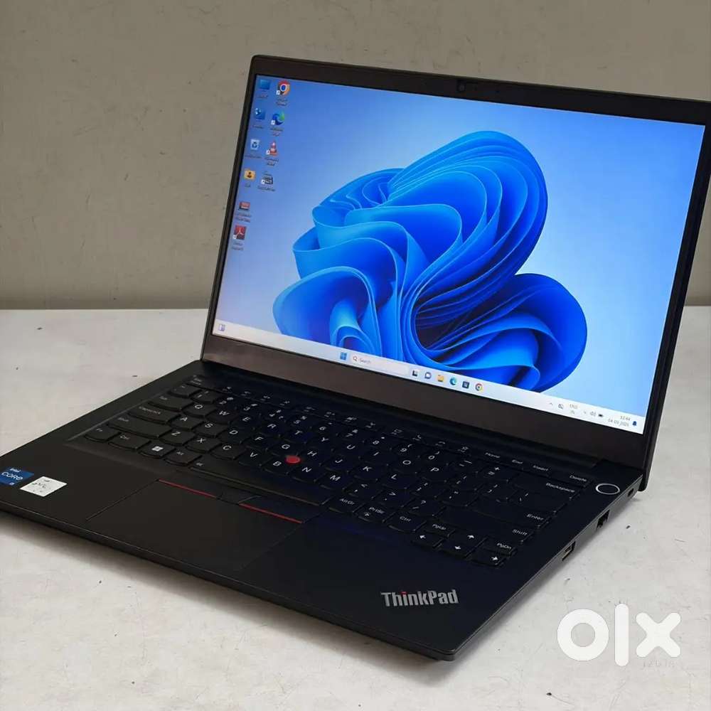 Lenovo E14, i5-12th gen, 512 gb NVMe, 8 gb Ram, 14 inch screen