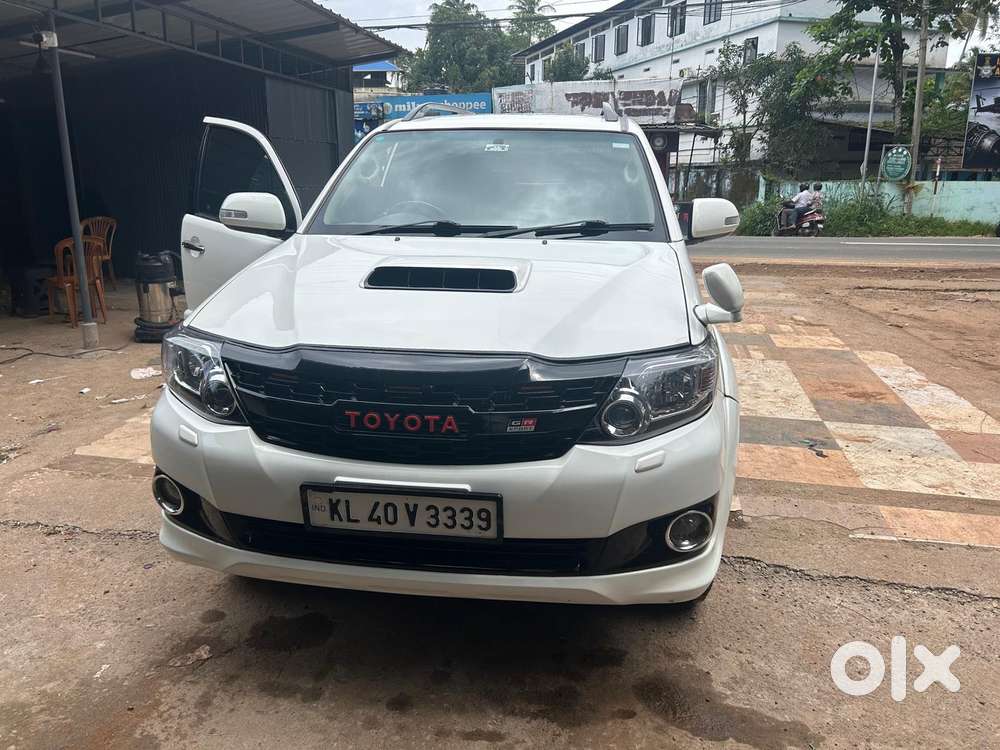 Toyota Fortuner 4x2 At, 2013, Diesel