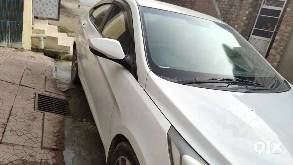 Hyundai Verna 2014 Diesel Well Maintained  Serviced All New Tyre