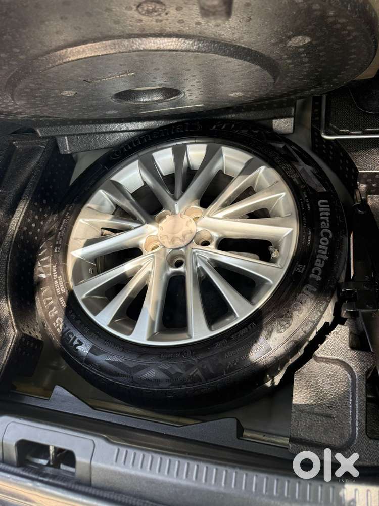 Toyota Camry 2.5 Hybrid, 2018, Petrol