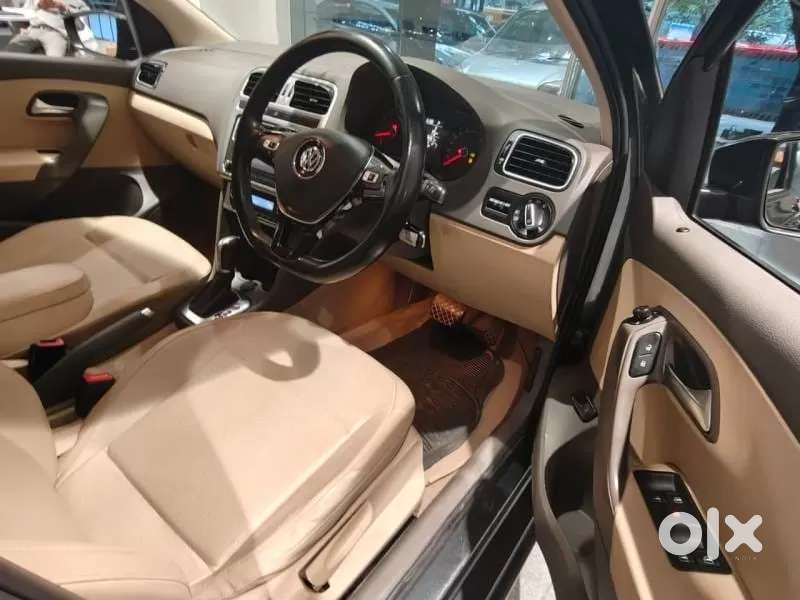 Volkswagen Vento 1.2 Tsi Highline At, 2016, Petrol