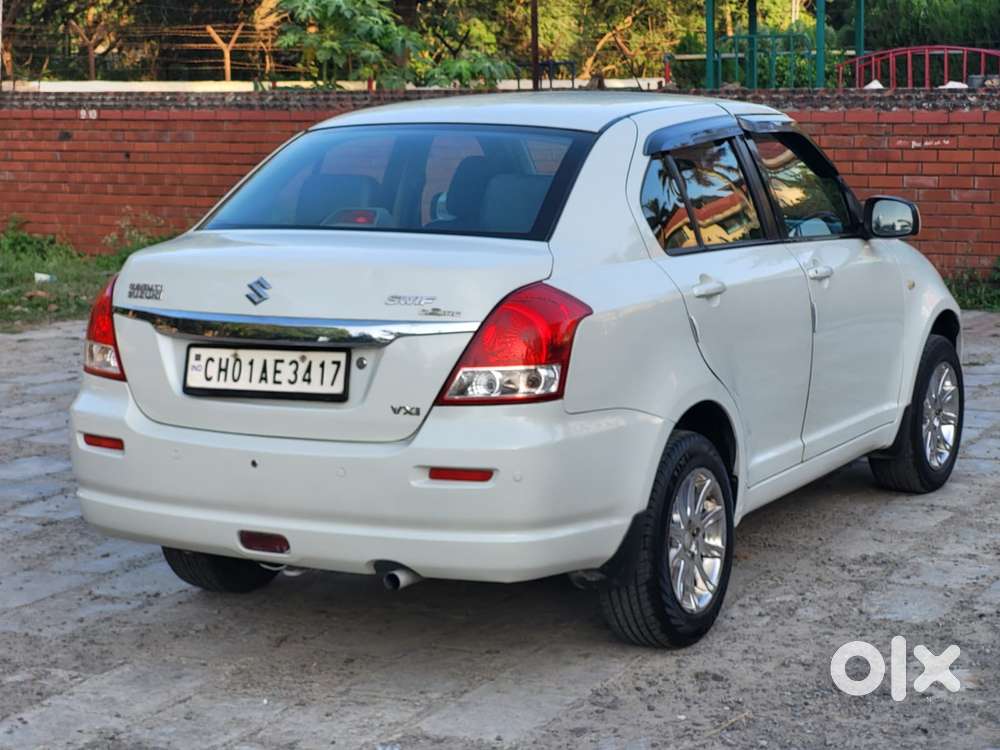 Maruti Suzuki Swift Dzire Vxi Optional, 2010, Petrol