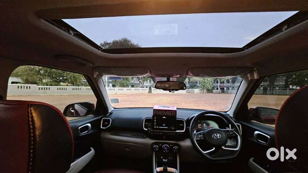 Hyundai Venu 2023 Petrol Automatic