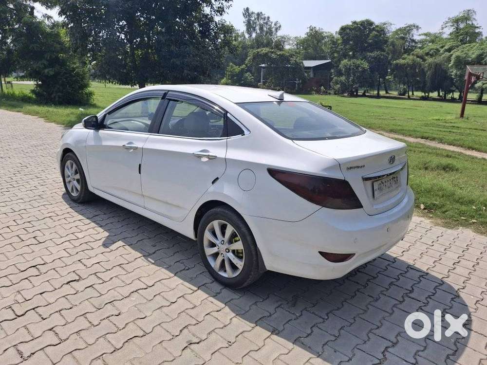 Hyundai Verna 1.6 Sx Crdi, 2013, Diesel