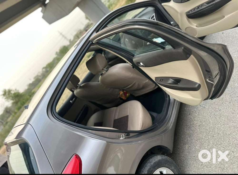 Hyundai I20 Manual 2012
