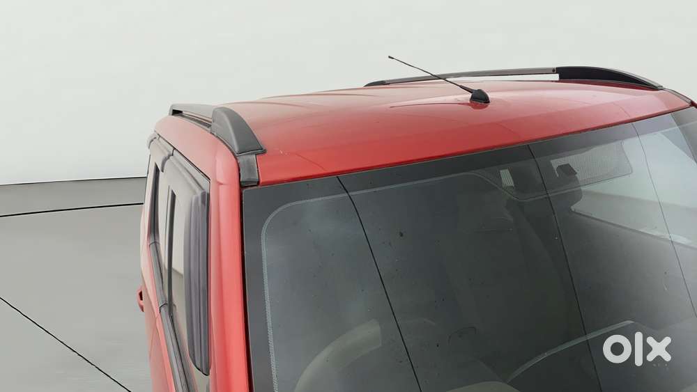 Mahindra Tuv 300 T10, 2018, Diesel