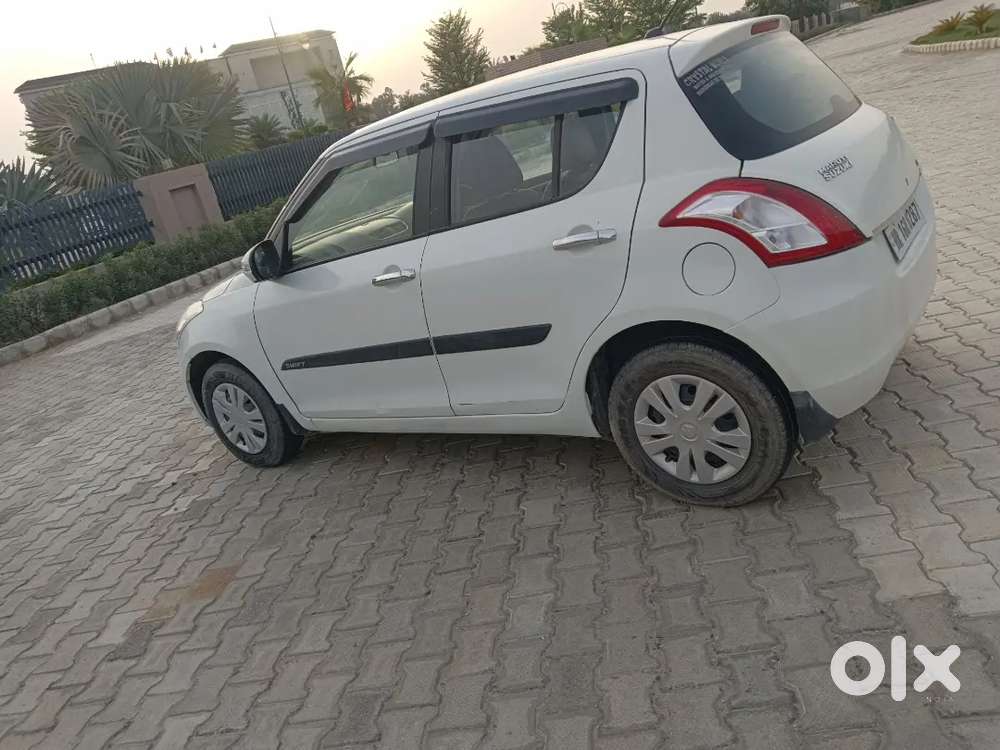 Maruti Suzuki Swift 16