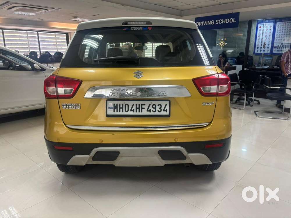 Maruti Suzuki Brezza Zdi+ Dual Tone, 2017, Diesel