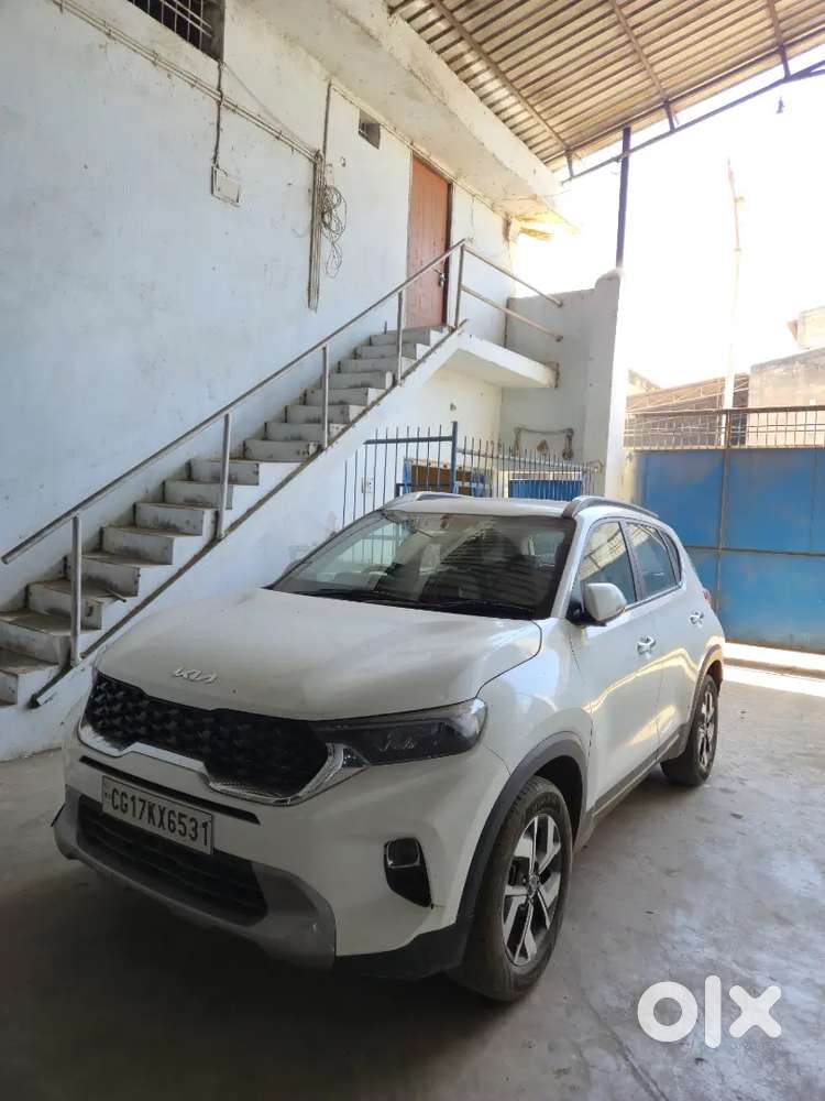 Kia Sonet Automatic 1.5htx Dual Tone Interior