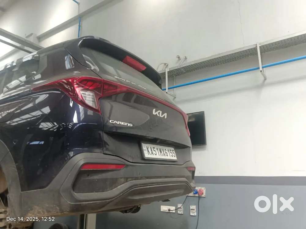 Kia Carens 2024 Petrol Well Maintained For Sale