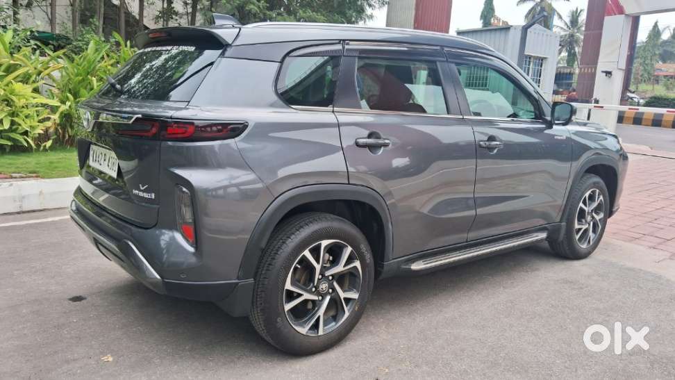 Toyota Urban Cruiser Hyryder 1.5 V Hybrid, 2024, Petrol
