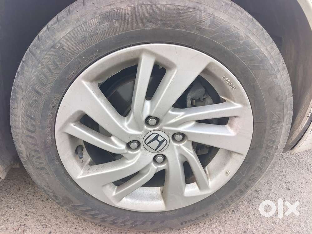 Honda Jazz V Cvt, 2015, Petrol