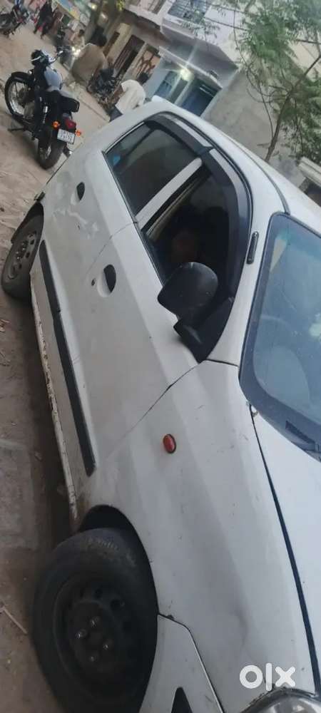 Hyundai Santro Xing 2012