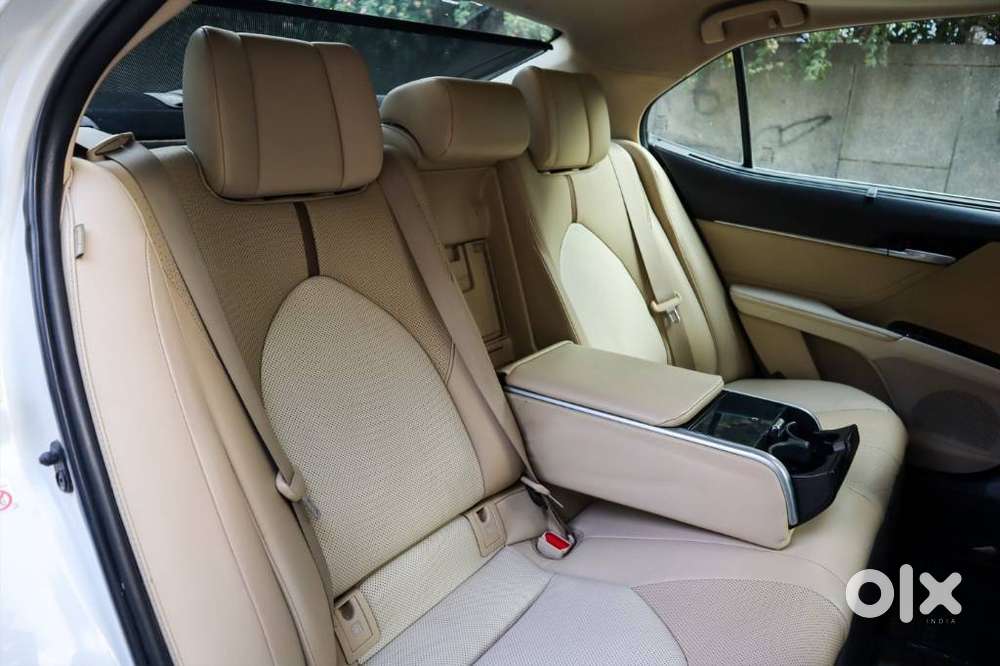 Toyota Camry Hybrid, 2020, Petrol