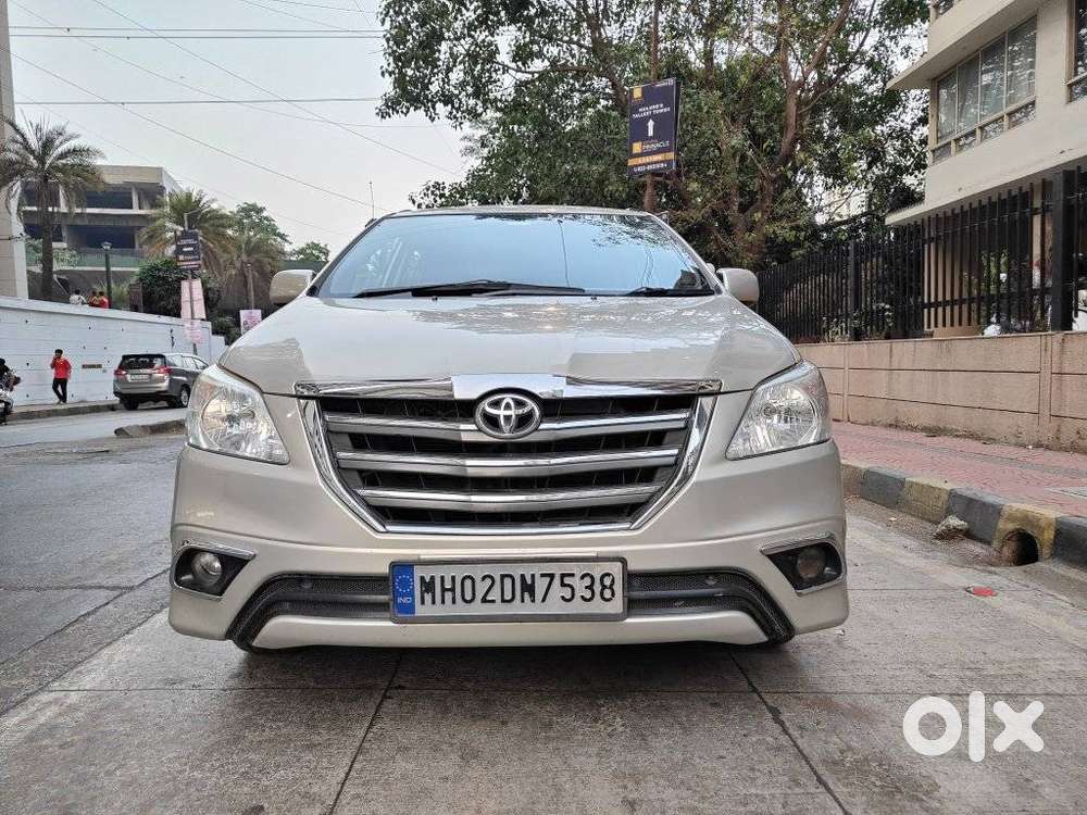 Toyota Innova 2.5 G (diesel) 8 Seater, 2014, Diesel
