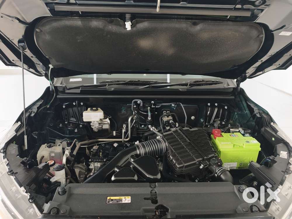 Toyota Innova Hycross 2.0 Zx (o) Hybrid 7 Str, 2024, Cng & Hybrids