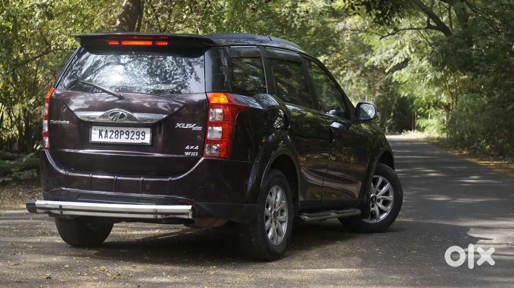 Mahindra Xuv500 2016 Diesel 98000 Km Driven