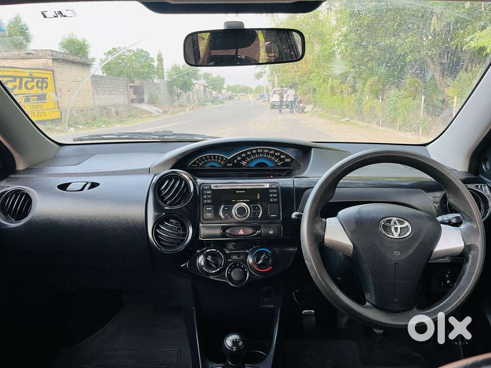 Toyota Etios Cross 1.2l G, 2015, Petrol