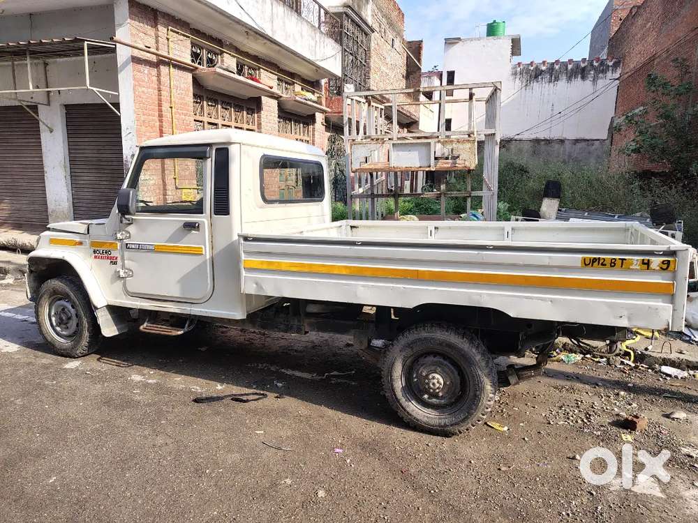Mahindra Maxi Truck