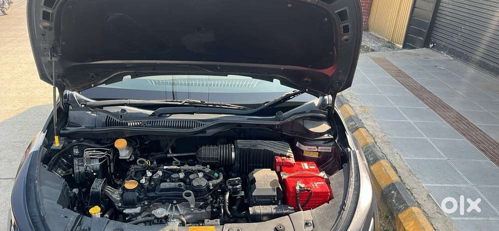 Tata Altroz Petrol 2020