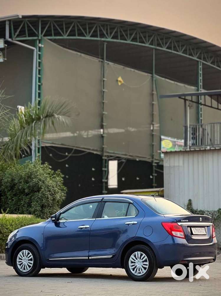 Maruti Suzuki Dzire Vxi Ags, 2020, Cng & Hybrids