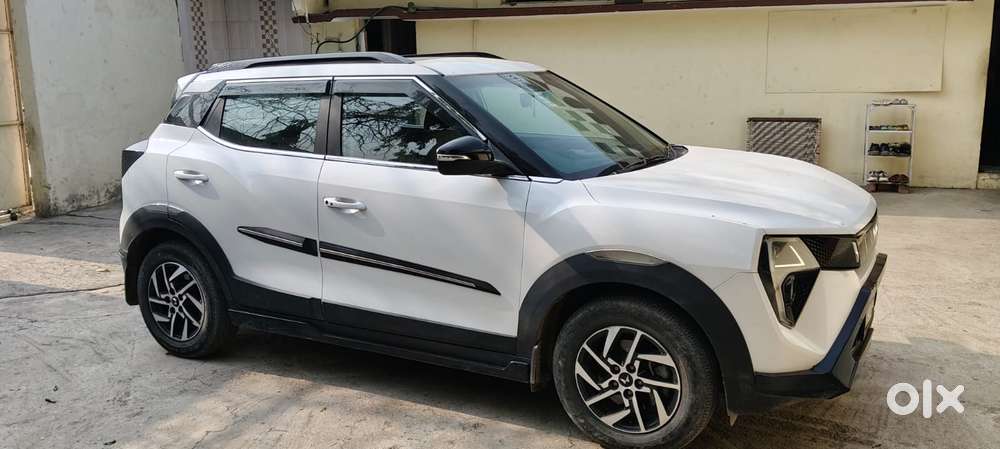 Mahindra Xuv 3xo Ax5 Ds Mt, 2024, Diesel