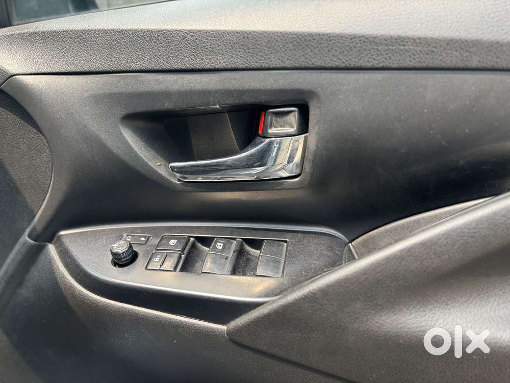 Toyota Innova Crysta [2020-ongoing] 2.4 Gx 7 Str, 2020, Diesel