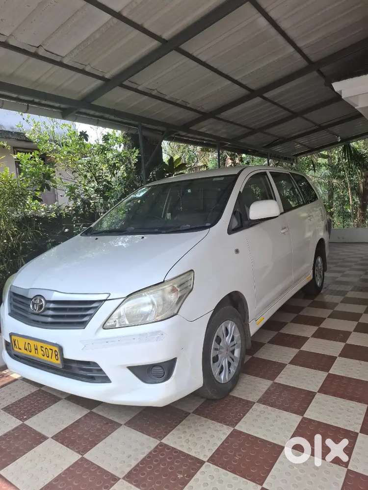 Toyota Innova 2013 Diesel Well Maintained