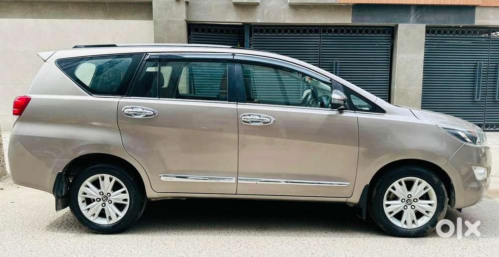 Toyota Innova Crysta [2020-ongoing] 2.7 Zx At 7 Str, 2019, Petrol