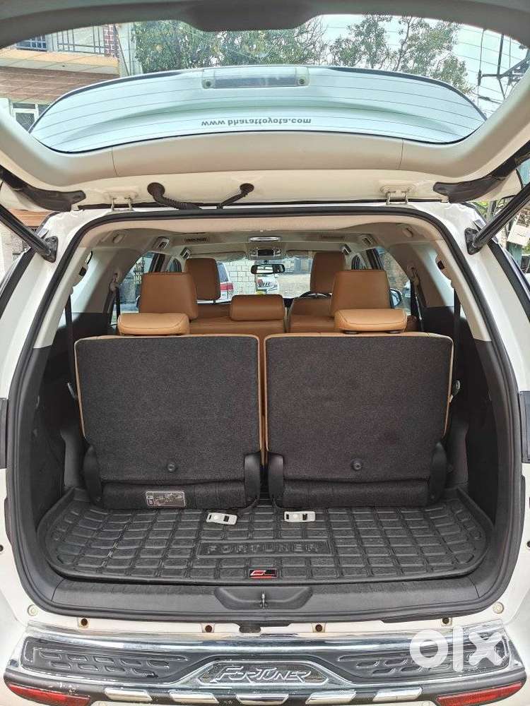 Toyota Fortuner 3.0 4x4 Manual, 2023, Diesel