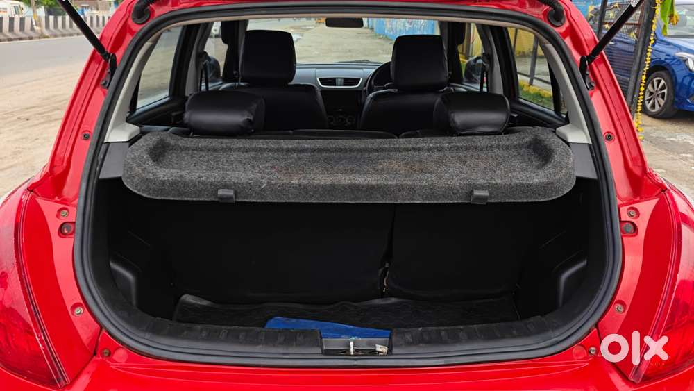 Maruti Suzuki Swift Lxi Optional-o, 2017, Petrol