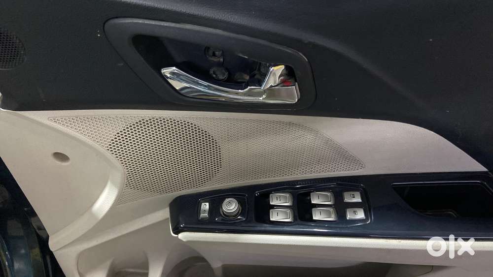 Mahindra Xuv300 W8 Option Diesel, 2019, Diesel