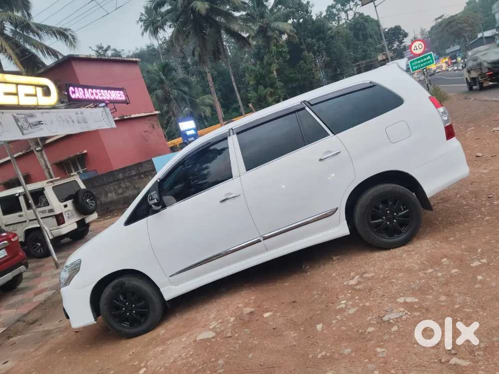Toyota Innova 2013 Diesel 151000 Km Driven