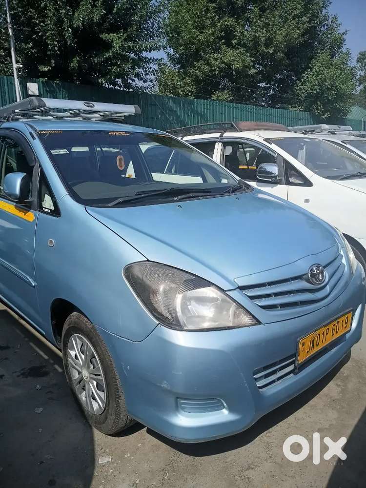 Toyota Innova 2010 Diesel 230000 Km Driven