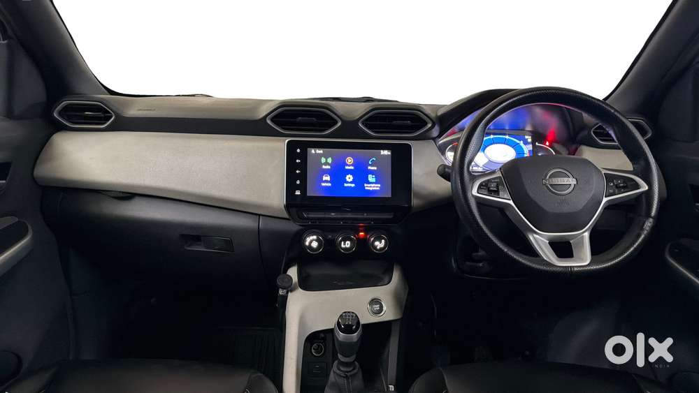 Nissan Magnite 1.0 Xv, 2021, Petrol